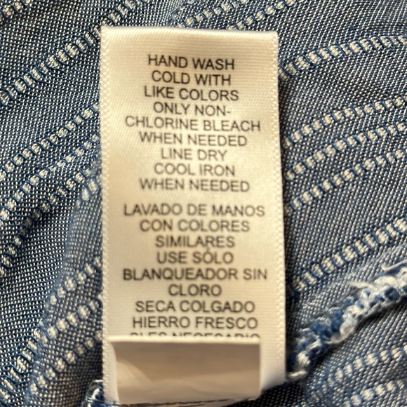 Chambray top with white stripes - Picture 6 of 6